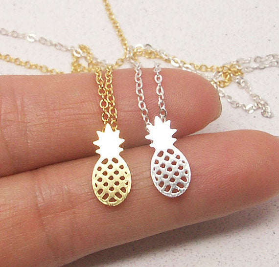 Choker Pineapple Pendant Necklace - Stones & Vine