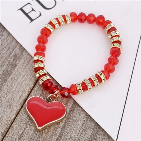 Romantic Vintage Bracelet with Heart Pendant - Stones & Vine